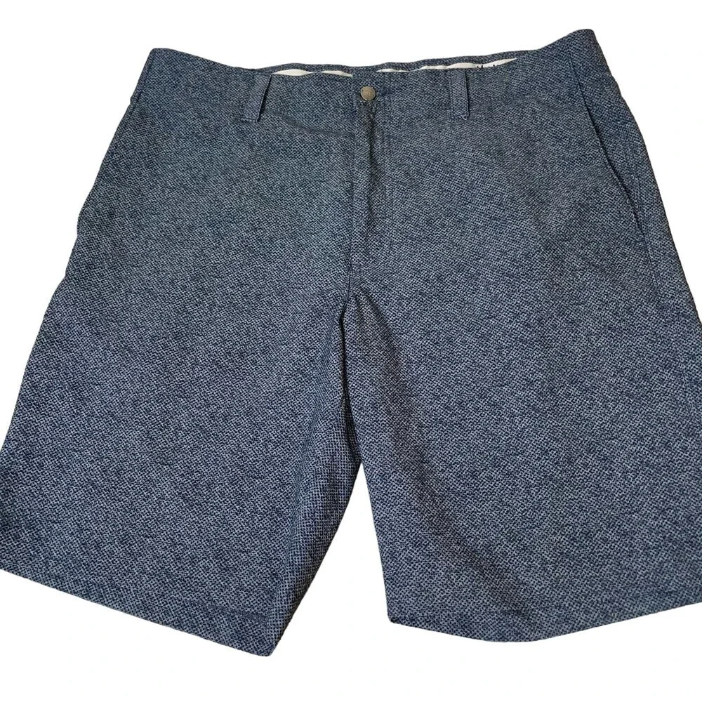 Callaway Men's golf shorts black.gray cargo lightweight SZ 36